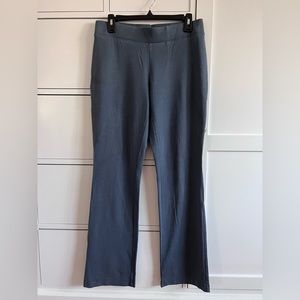 women’s JJill Pure Jill knit boot cut pant. Size S.